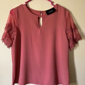 Wishful Park sheer Mauve polyester blouse with lace sleeves size S